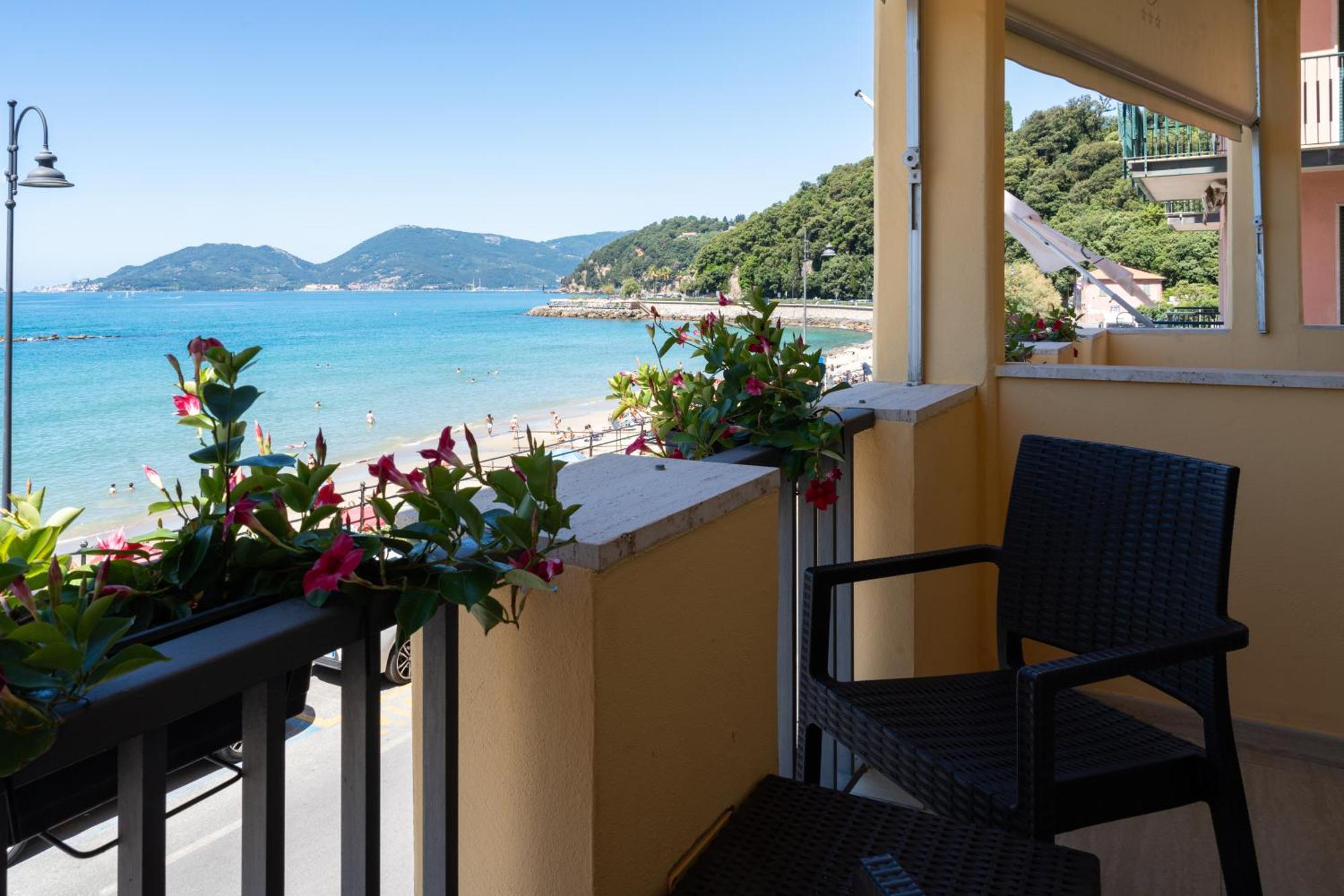 Hotel Florida Lerici Esterno foto