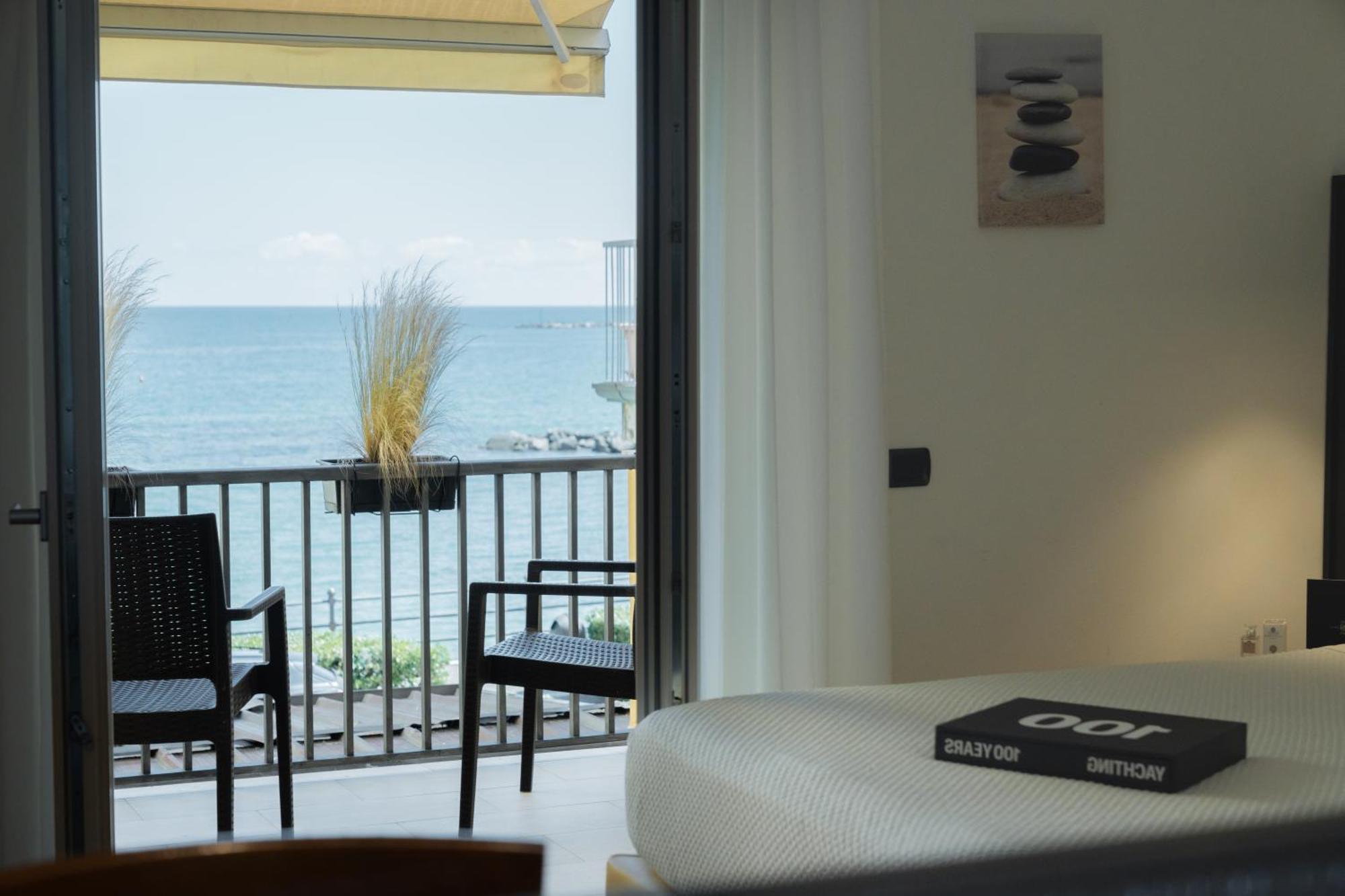 Hotel Florida Lerici Esterno foto